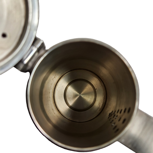 Vintage Royal Selangor Pewter Teapot Wicker Handle - Picture 6 of 10